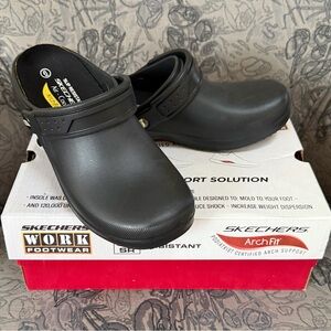 Skechers Women's Arch Fit Riverbound Pasay Sr Clog Black Size 6 NEW